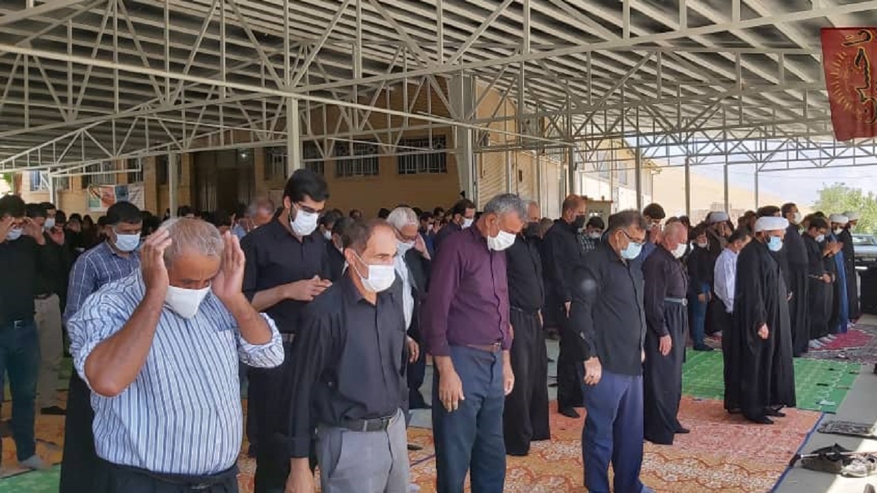 اقامه نماز ظهر عاشورا 