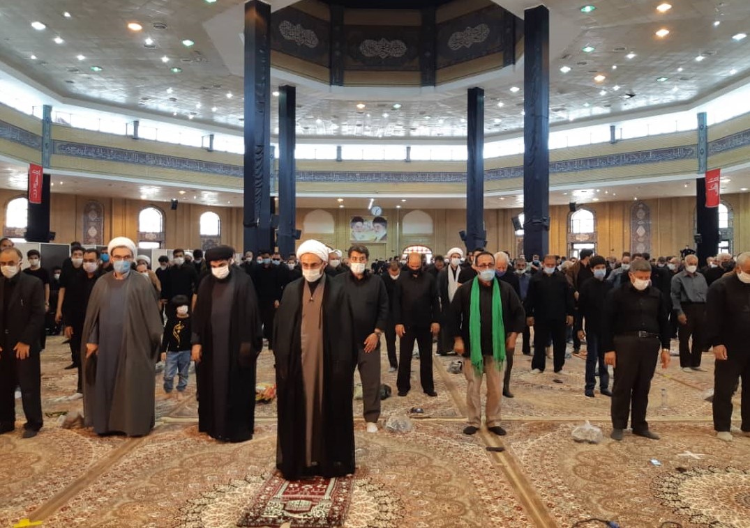 نماز ظهر عاشورا در ایلام اقامه شد + تصویر