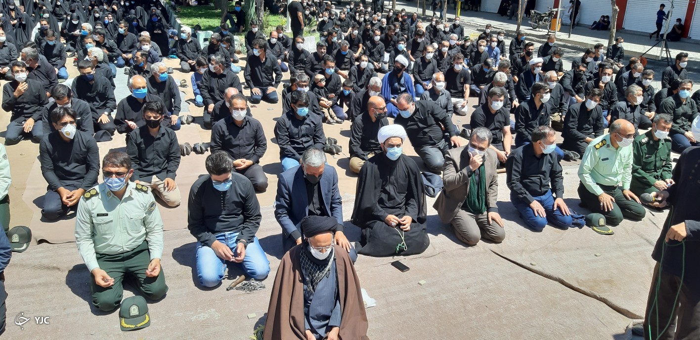  برگزاری نماز طهر عاشورا در سیرجان