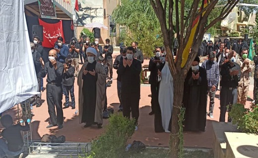 اقامه نماز ظهر عاشورا در کردستان به روایت تصویر
