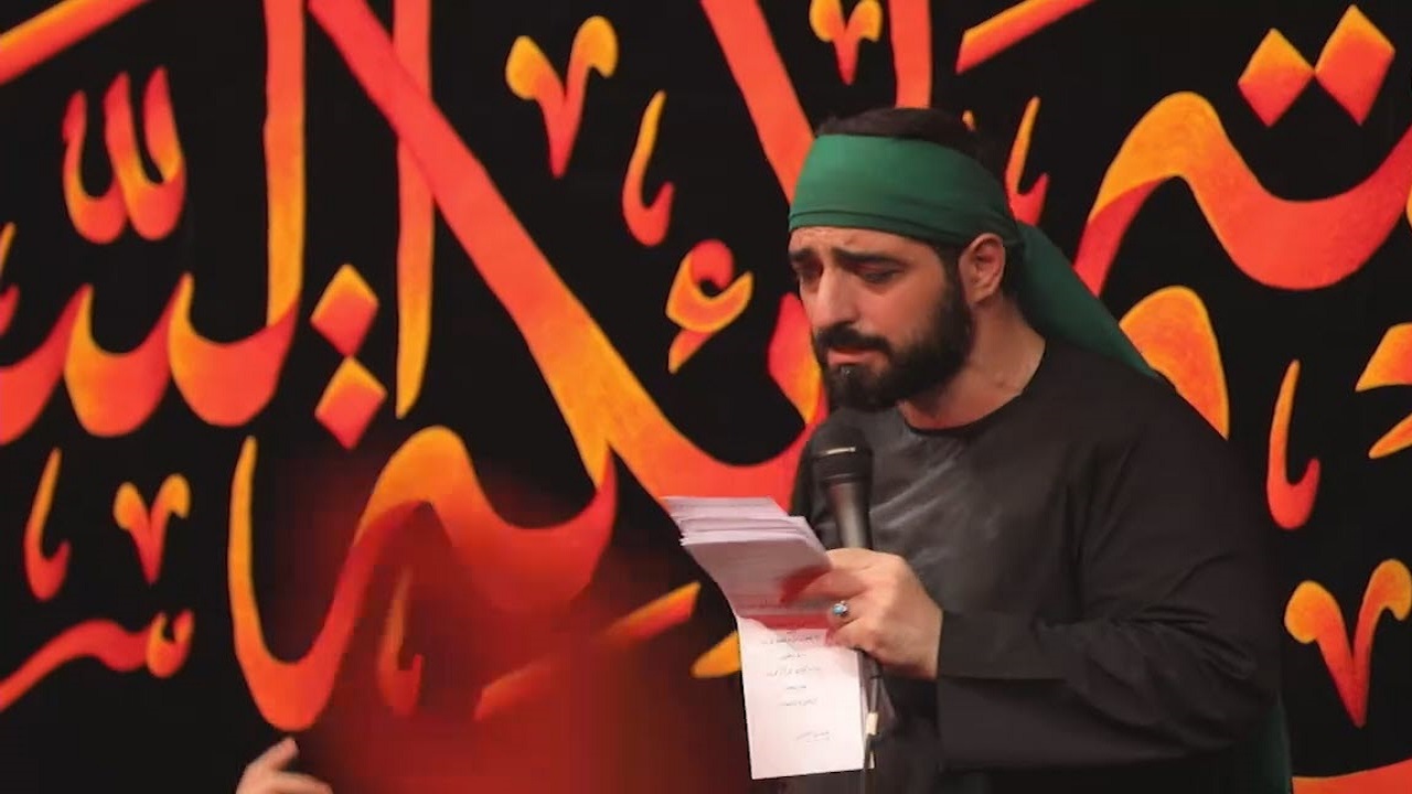 حضور رئیس رسانه ملی شب عاشورا در هیات سید مجید بنی فاطمه