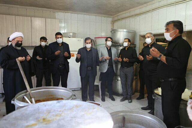عزاداری عاشورایی بی سرپناهان شهر با حضور مسولین حوزه اجتماعی کشور