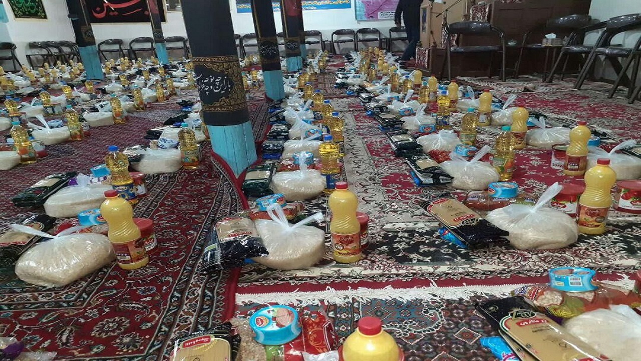 توزیع بسته های معیشتی بین اقشار کم برخوردار خرمشهر