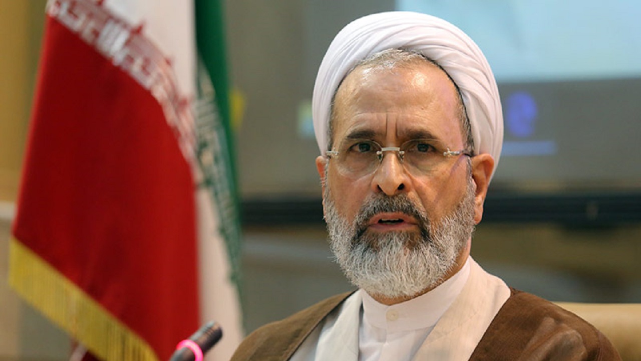 آیت‌الله هاشمی گلپایگانی به ترویج معارف دینی همت داشت