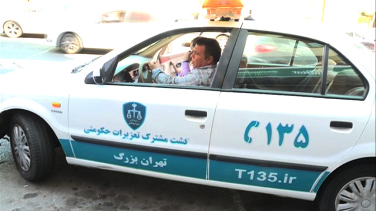 ذره بین گشت تعزیرات حکومتی بر روی سوپرمارکت‌ها و رستوران‌ها + فیلم