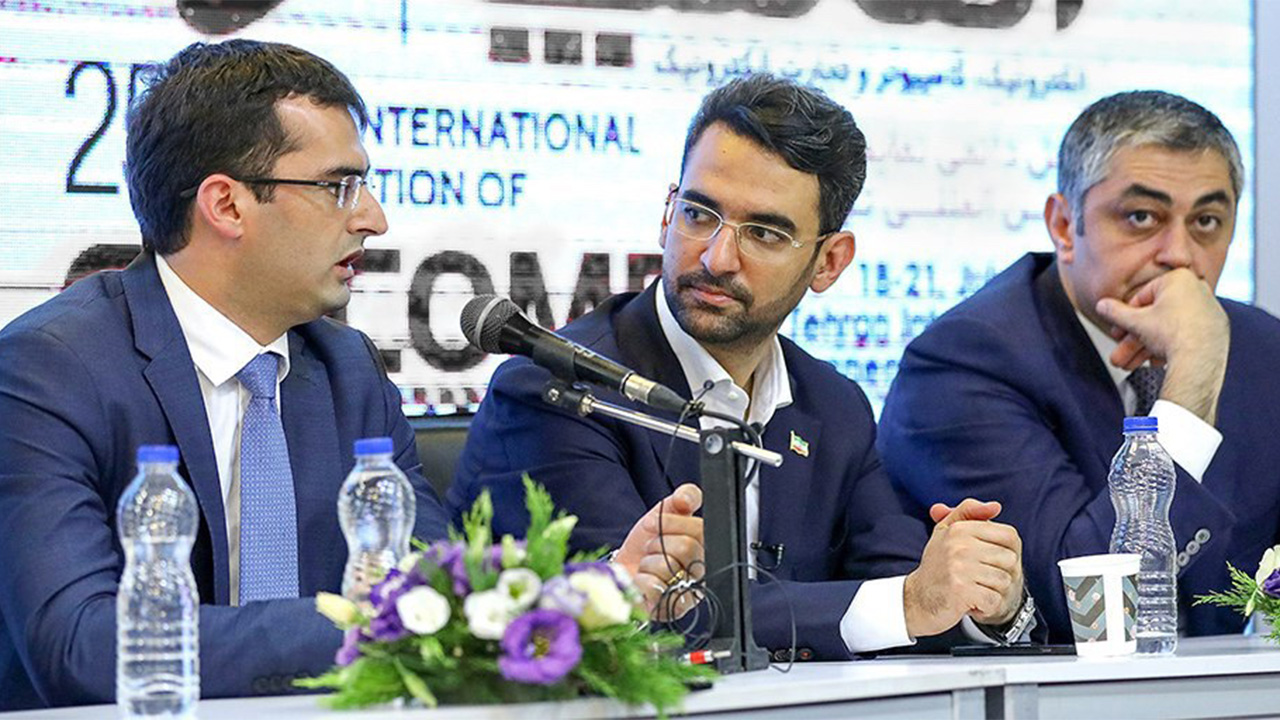 درخواست وزیر ارتباطات ایران برای تلاش به منظور برقراری صلح بین آذربایجان و ارمنستان