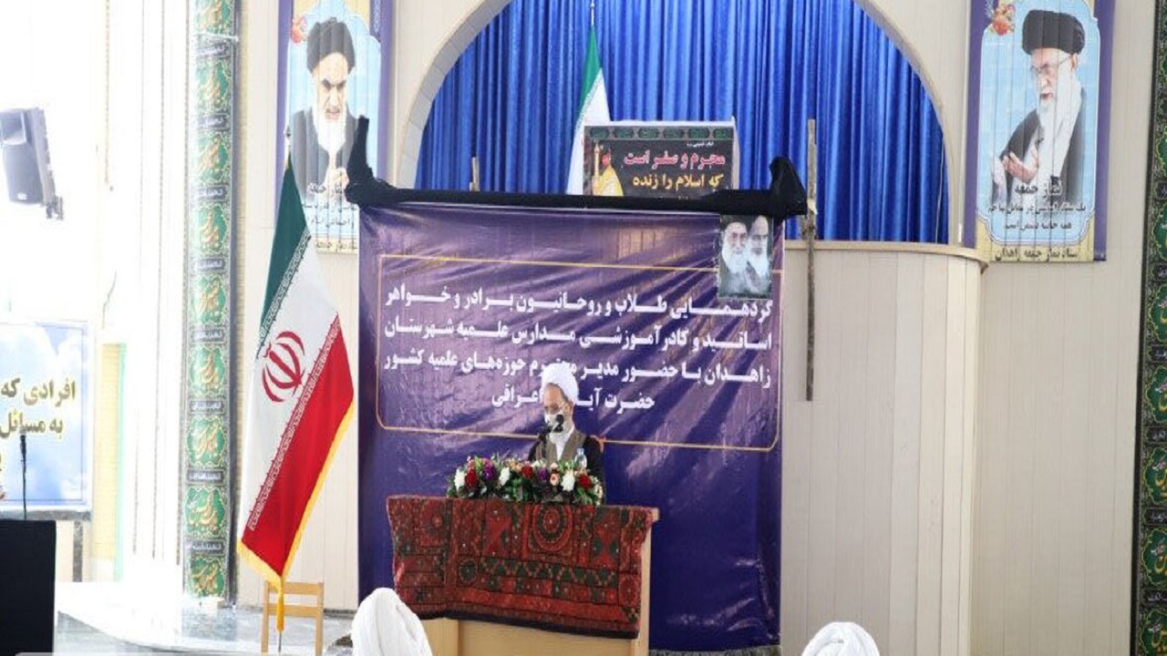 انقلاب اسلامی حوزه و دین را در بطن جامعه قرار داد
