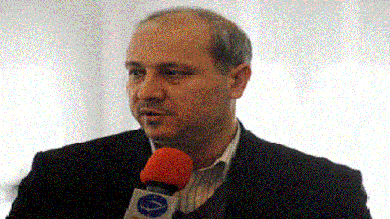 مناف هاشمی انتظار چند ساعته رانندگان در صف های طولانی گاز در روزهای کرونایی/ کشمکش اداره گاز و شهرداری بر سر تعطیلی جایگاه های گاز