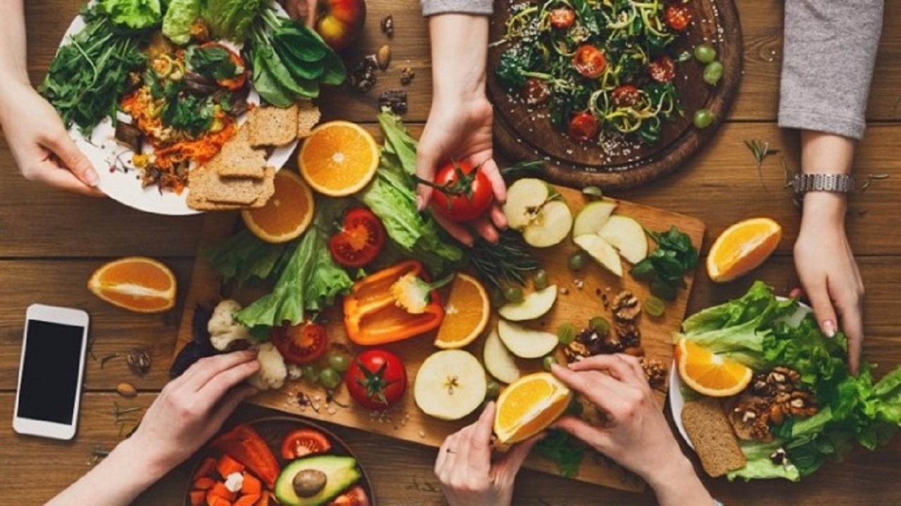 توصیه‌های تغذیه‌ای برای تقویت سیستم ایمنی بدن در پاییز