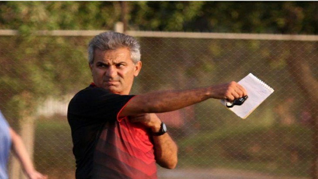 خرمزی سرمربی ایرانجوان بوشهر شد