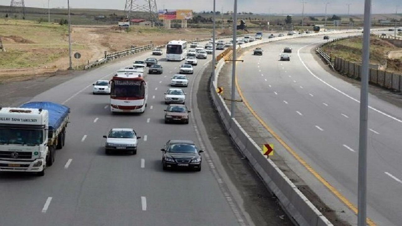 اعمال ممنوعیت تردد به سمت مهران در ورودی شهرستان چرداول