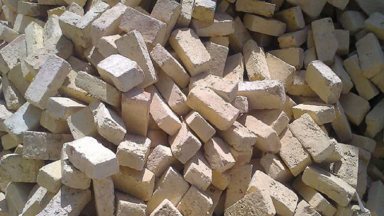 کارآفرین خراسان جنوبی موفق به راه اندازی کوره آجرپزی شد + فیلم