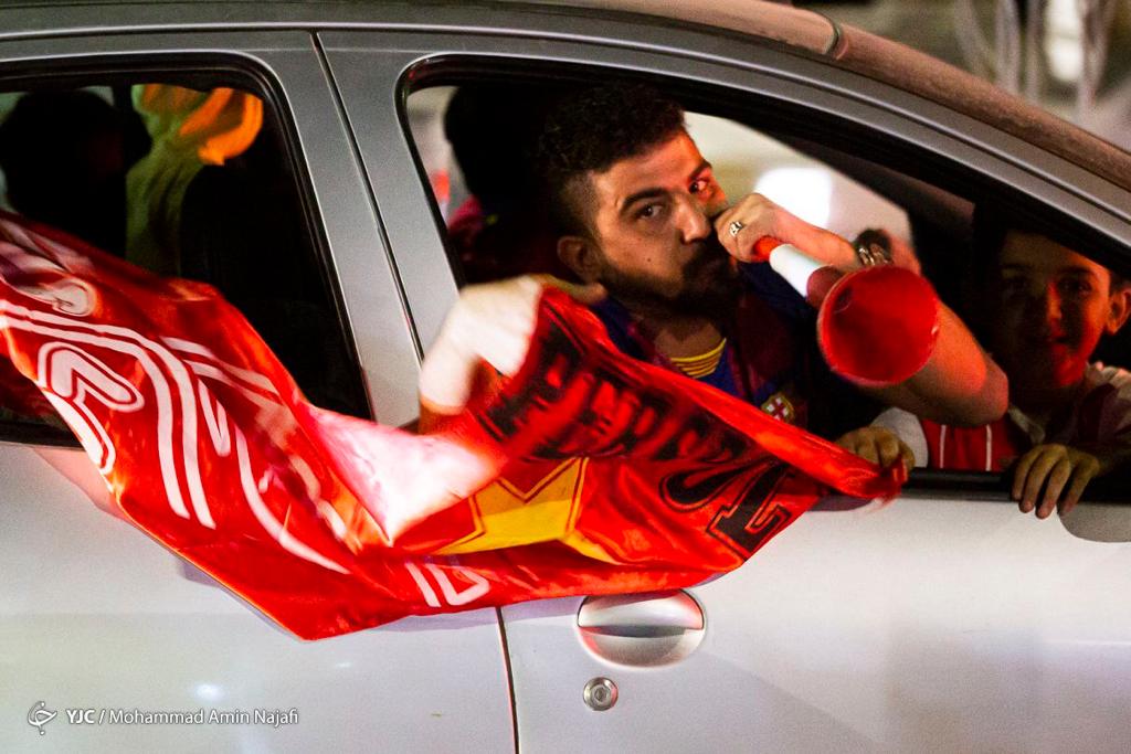 شادی مردم همدان پس ازصعود تیم فوتبال پرسپولیس به فینال لیگ قهرمانان آسیا