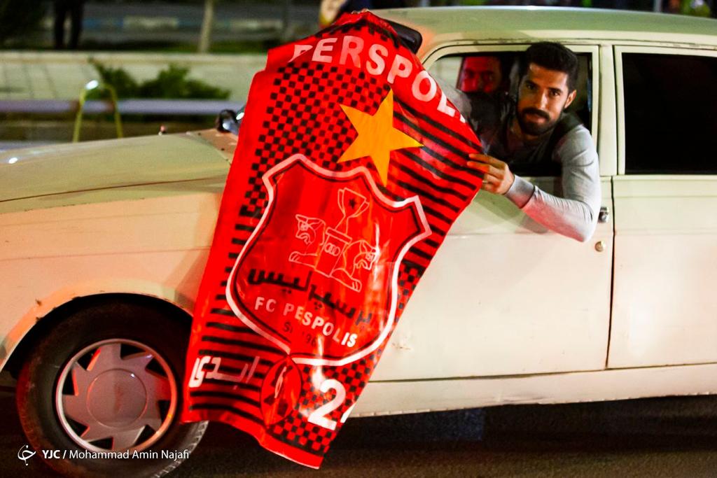 شادی مردم همدان پس ازصعود تیم فوتبال پرسپولیس به فینال لیگ قهرمانان آسیا