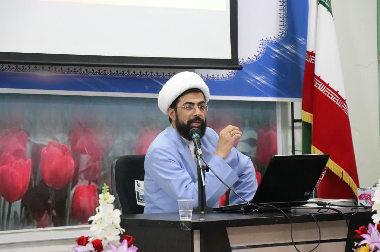 تهمت، سلاح رسانه ای دشمن برای ترور شخصیت انقلابیون تهمت، سلاح رسانه ای دشمن برای ترور شخصیت انقلابیون