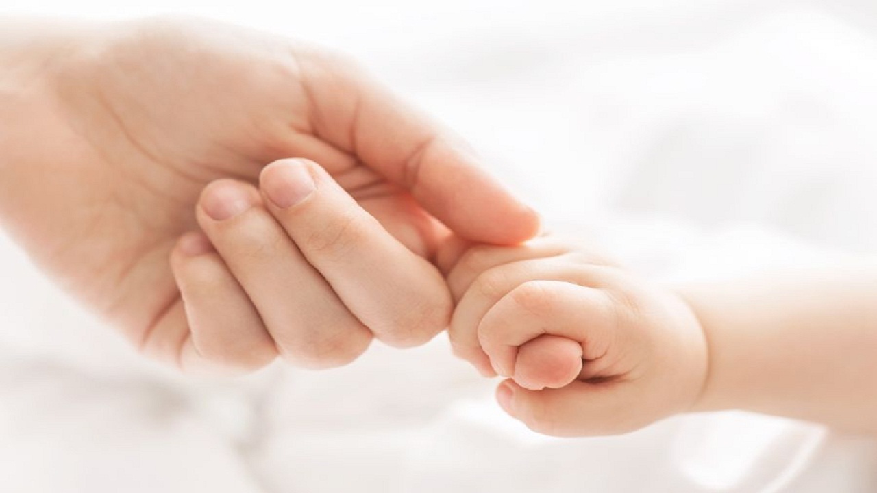 لزوم رعایت نکات بهداشتی بوسیله مادران مبتلا به کرونا حین شیر دهی