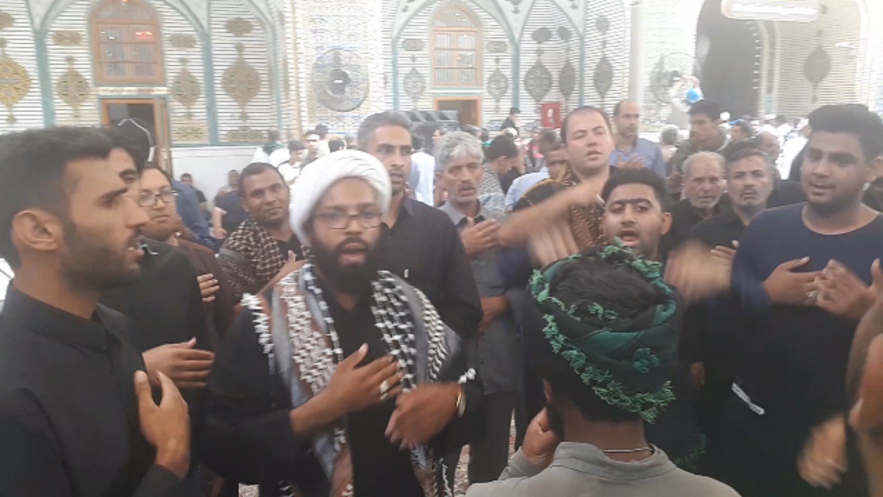 عزاداری عاشقان اباعبدالله الحسین (ع) در مسیر اربعین حسینی سال گذشته + فیلم