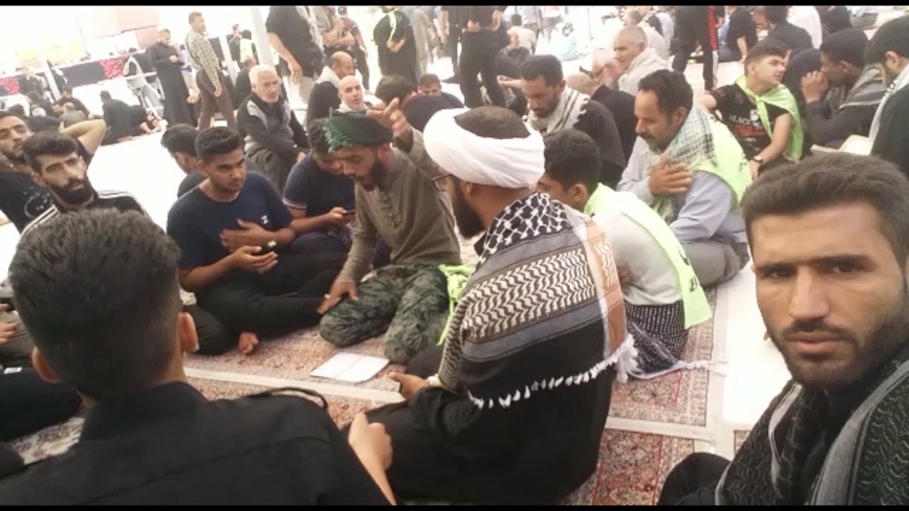 سوگواری عاشقان امام حسین(ع) در اربعین سال گذشته + فیلم
