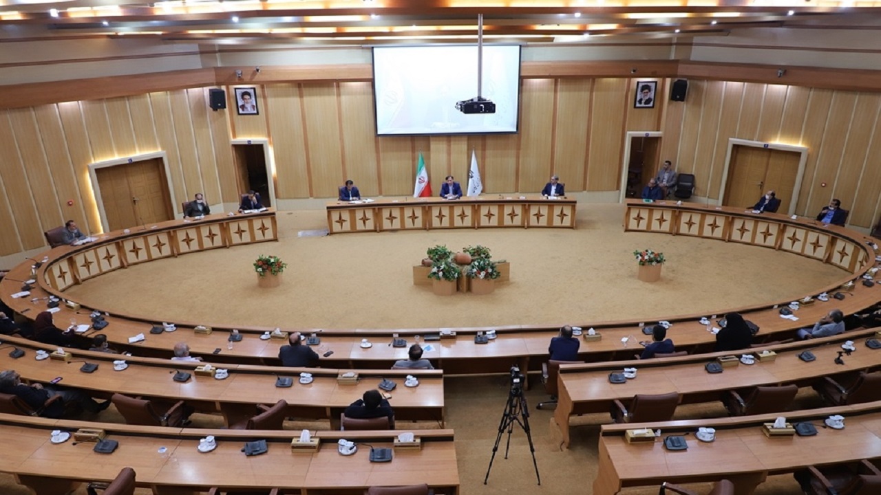 بیش از ۲۰۰ هکتار از معادن گیلان به منابع طبیعی بازگردانده شد/ معدن سنگرود به زودی فعال می‌شود