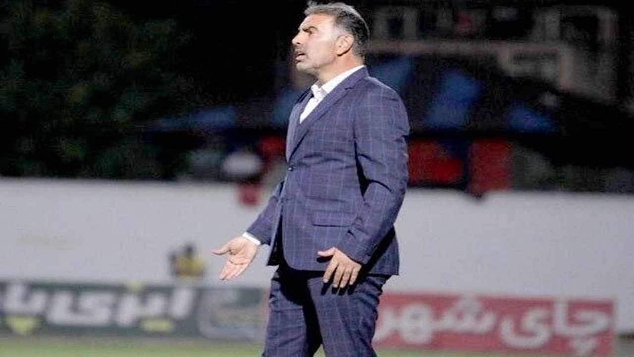 کوچ دستیاران فکری به استقلال
