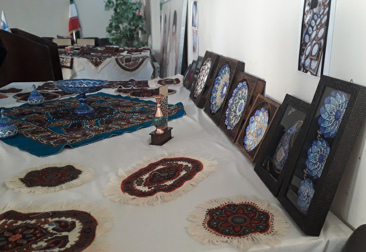 عرضه محصولات کسب و کار‌های خرد تسهیلگران کرمانی در بازار
