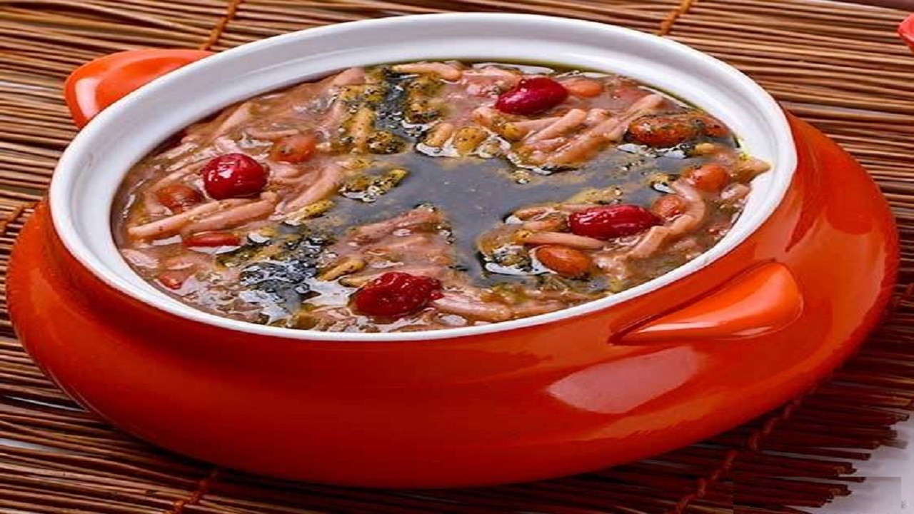 طرز تهیه خورشت زغال‌اخته؛ ورود به دنیایی جدید