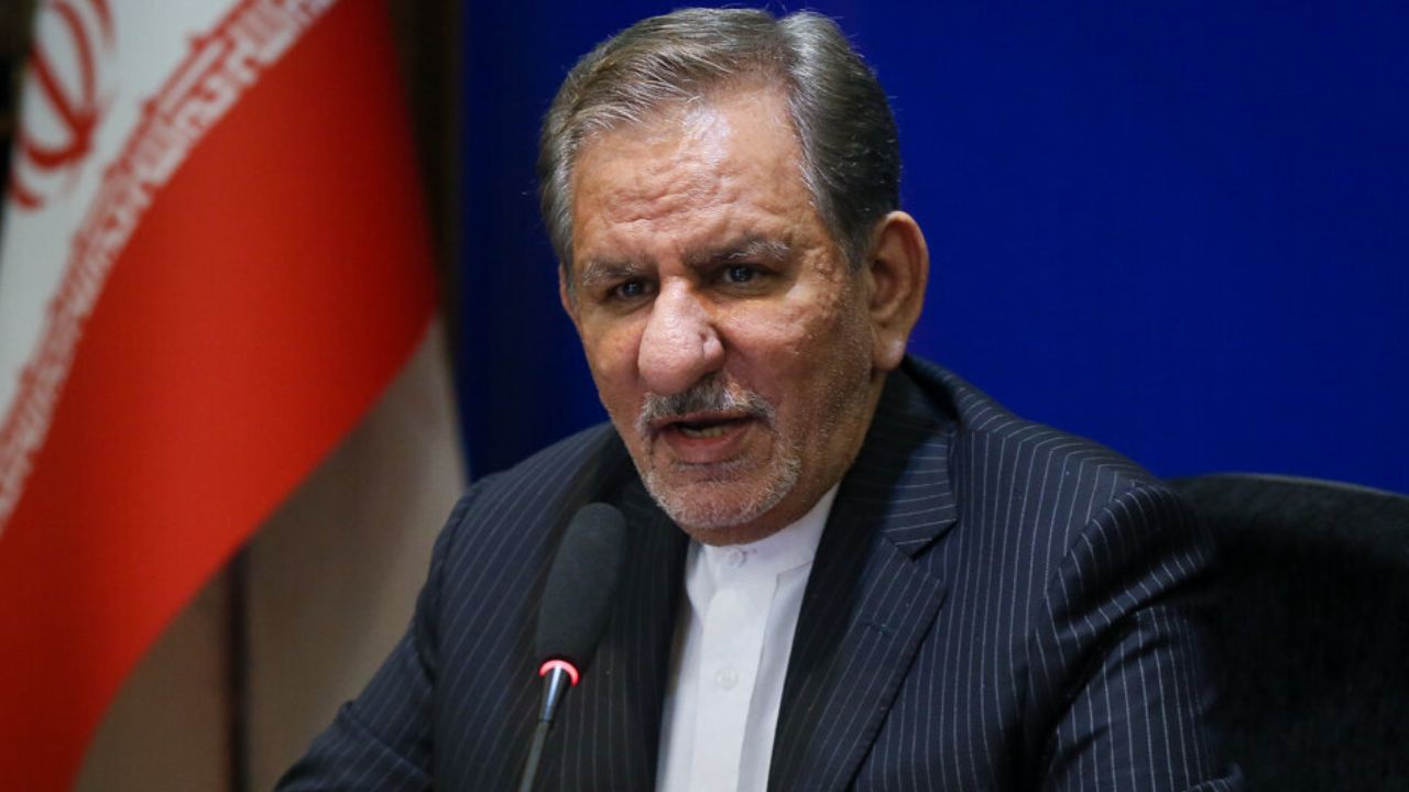 بانک مرکزی بدنبال راهکار‌هایی برای تامین ارز مواد اولیه بخش تولید باشد