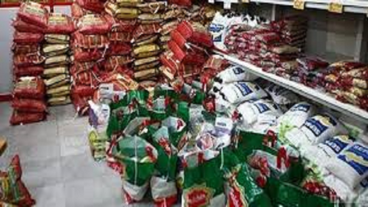بیش از هزار تن کالای تنظیم بازار در روستاهای خراسان رضوی توزیع شد