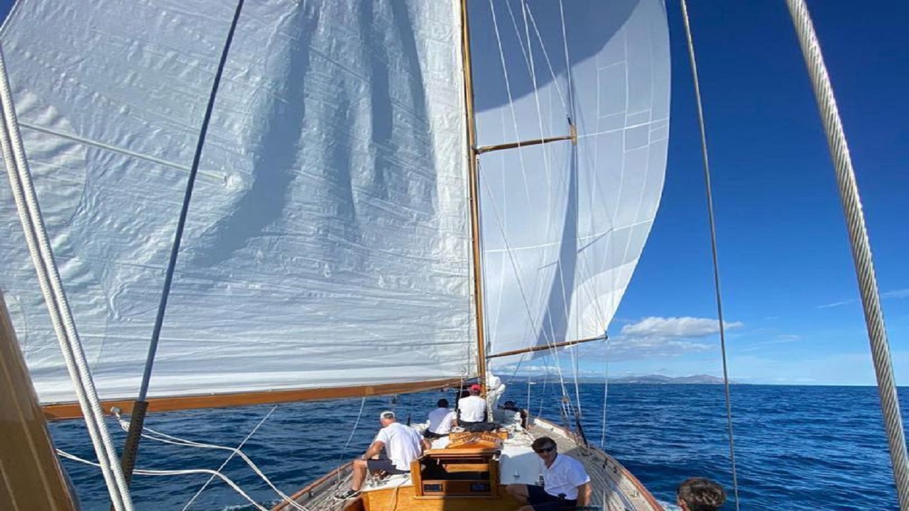 مقام سوم احمد احمدی در مسابقات بین المللی بادبانی فرانسه