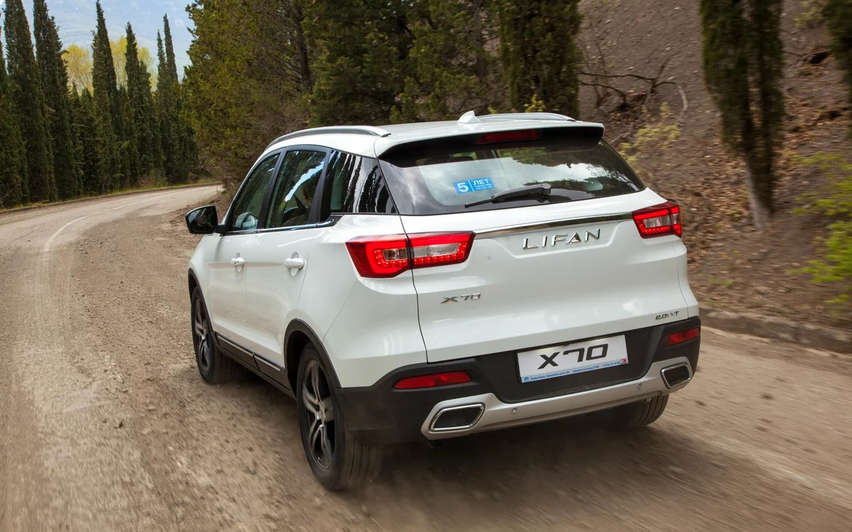 مقایسه لیفان X70 با هن تنگ X5 + مشخصات فنی