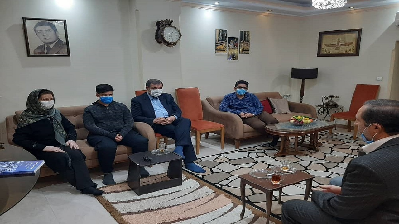 دیدار سرلشکر رضایی با خانواده شهید نژادکی