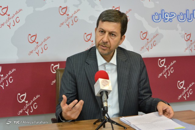 وام عالی، دست خالی