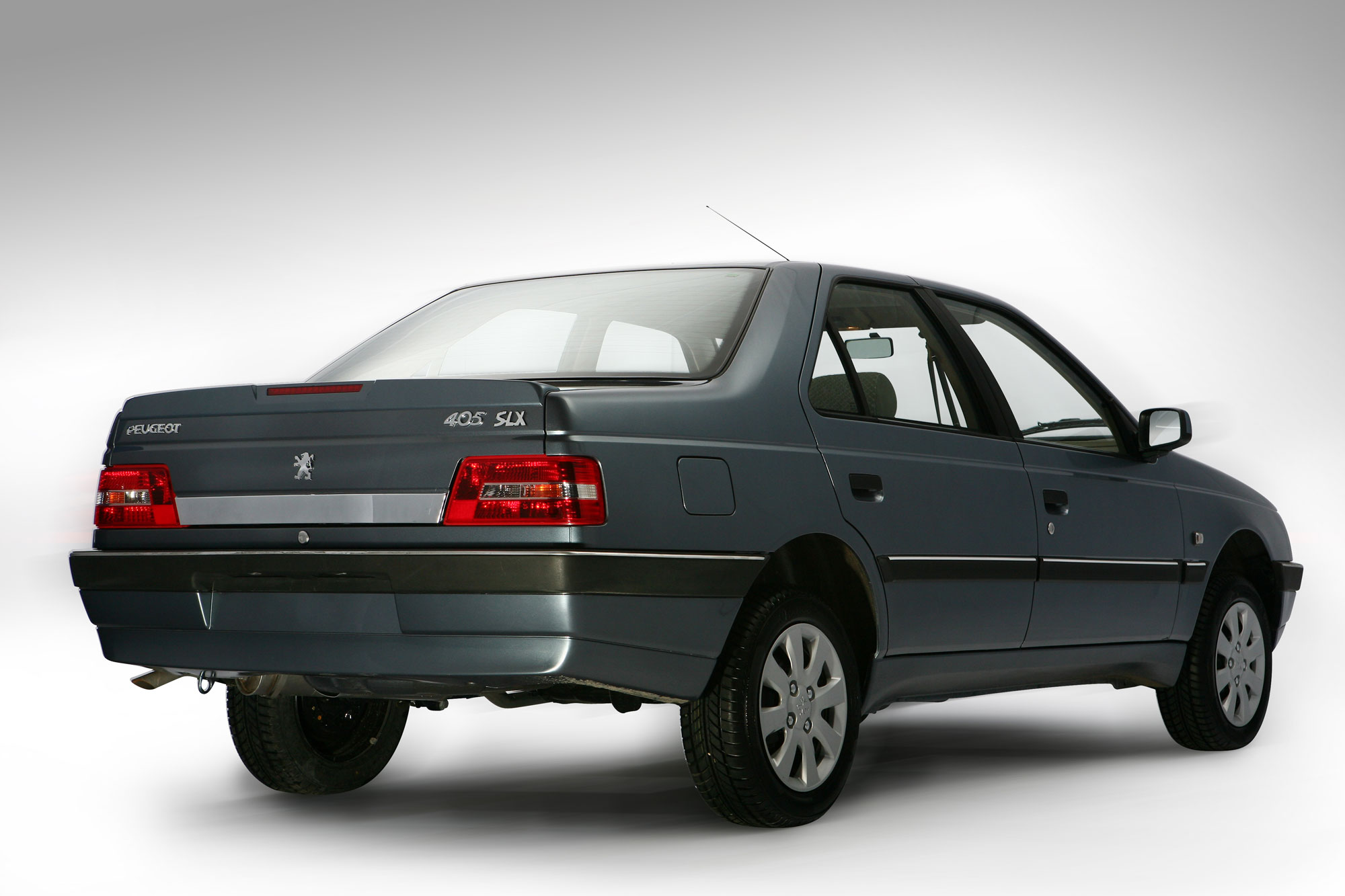 مقایسه پژو روآ با پژو 405 SLX + مشخصات فنی