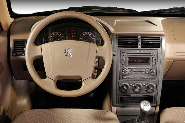 مقایسه پژو روآ با پژو 405 SLX + مشخصات فنی