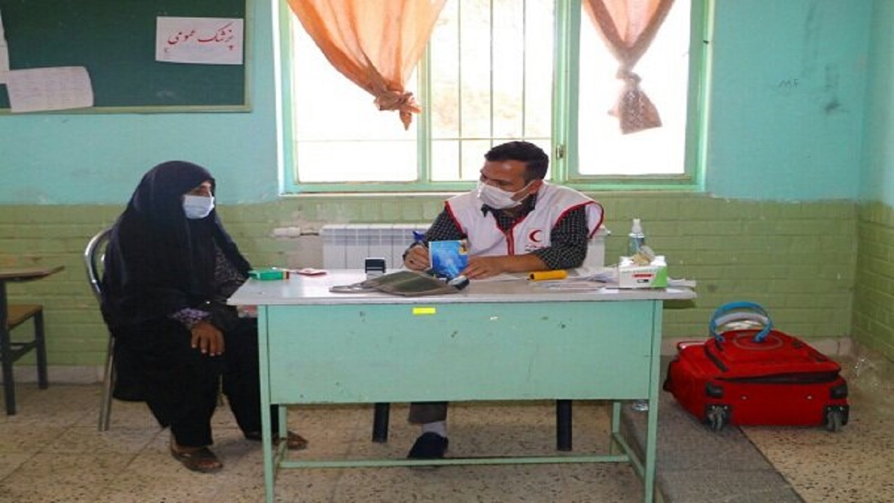 بهره مندی ۳۰۰۰ نفر در سربیشه از خدمات کاروان نذر آب ۳، خراسان رضوی