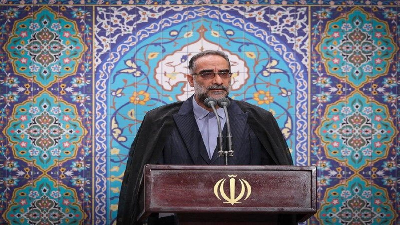 زیارت اربعین؛ تمرینی برای حضور در رکاب امام زمان (عج)/ شعر هیئتی باید محتوای مذهبیِ غنی داشته باشد