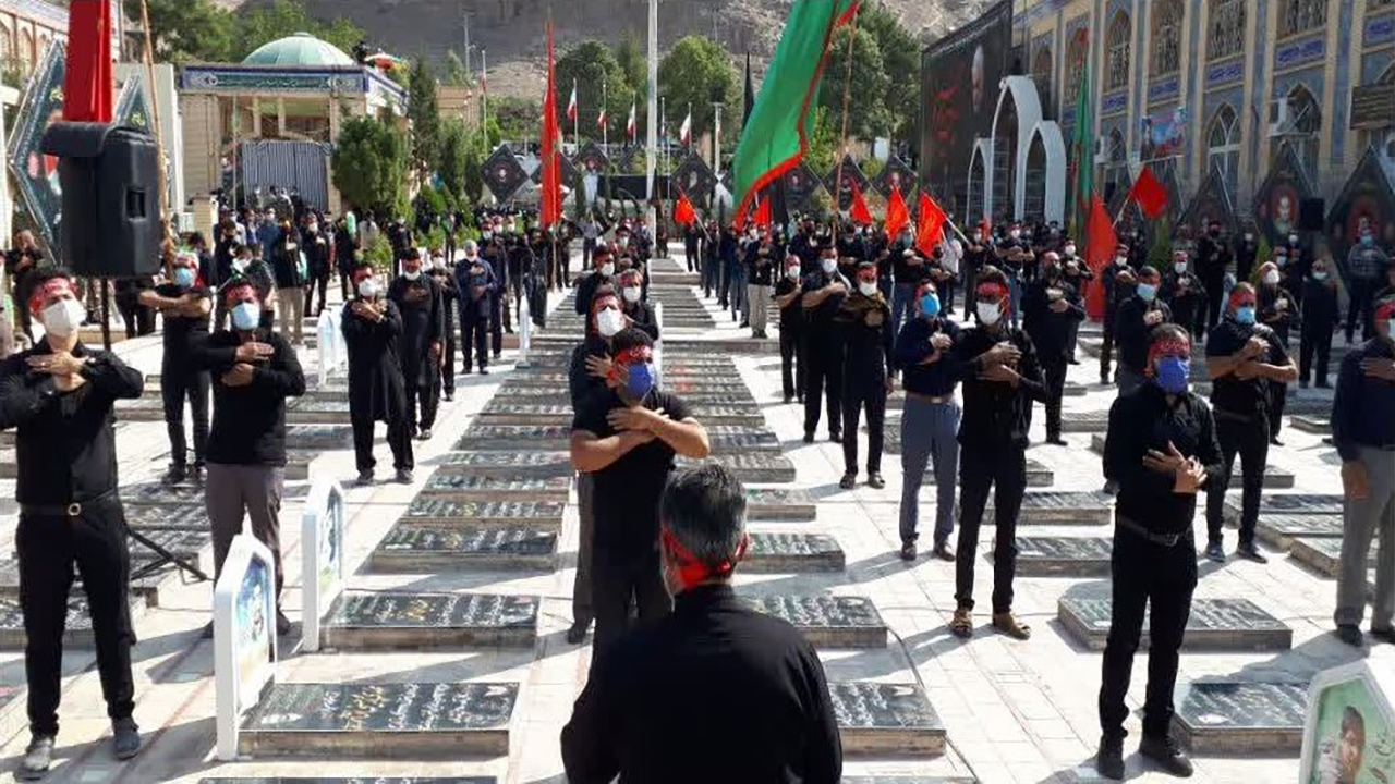 مراسم عزاداری اربعین در گلزار شهدا 