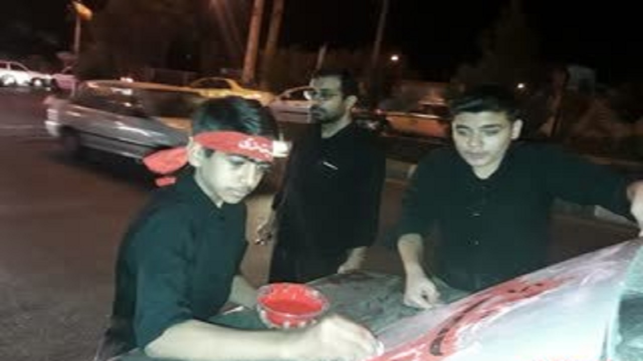 پشت نویسی صلواتی ۷۵۰ ماشین در قم