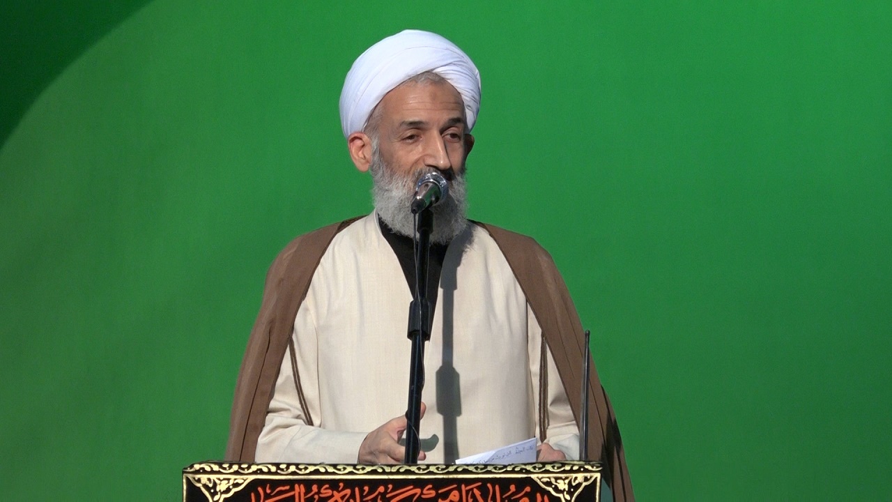 نباید با لبخند آمریکا فریب بخوریم