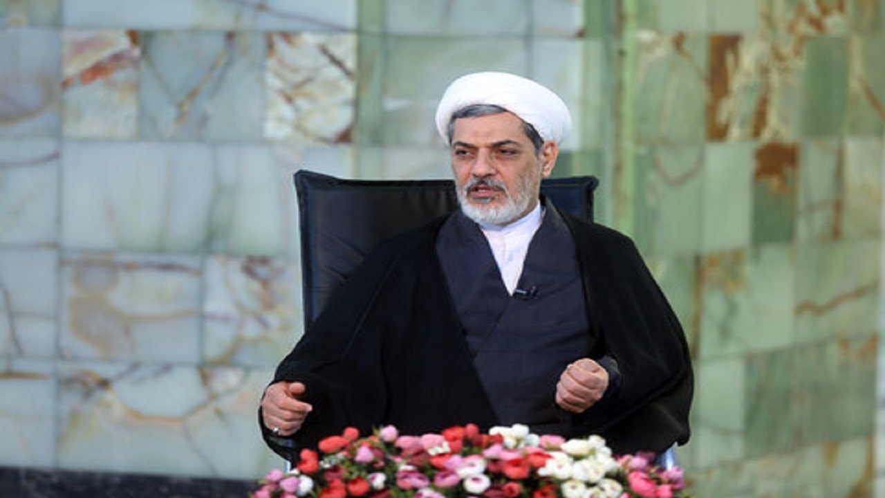 اصلاح رفتار‌ها در جامعه امری ضروری است