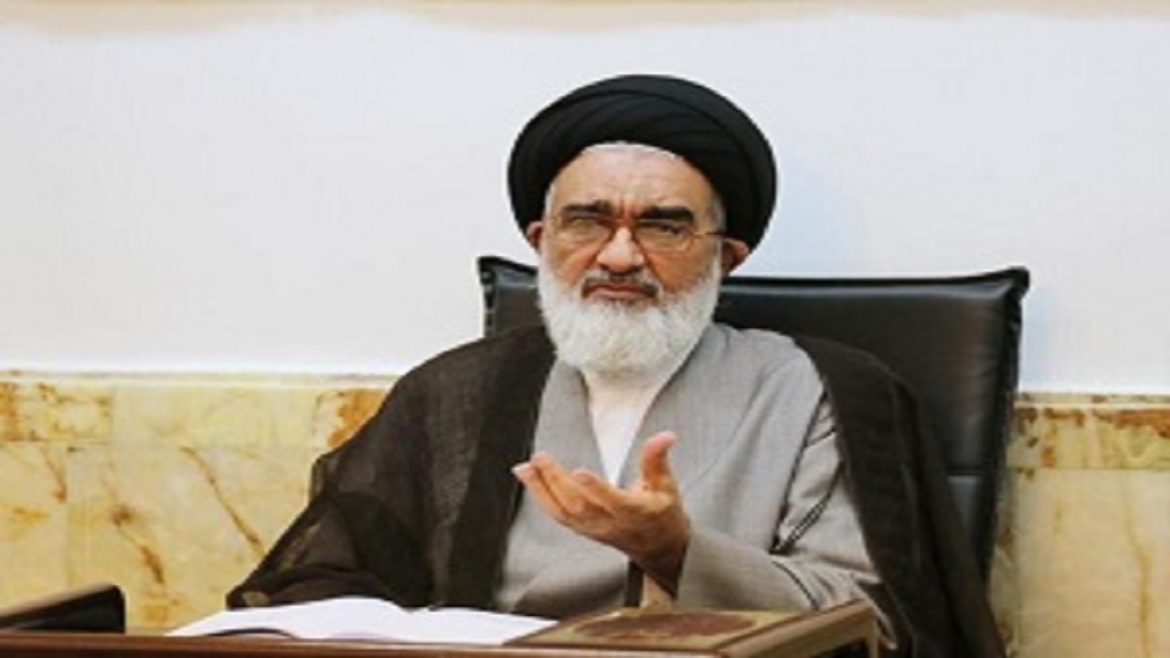 برخی رونق بازار خود را در کسادی بازار عزاداری جستجو می‌کنند