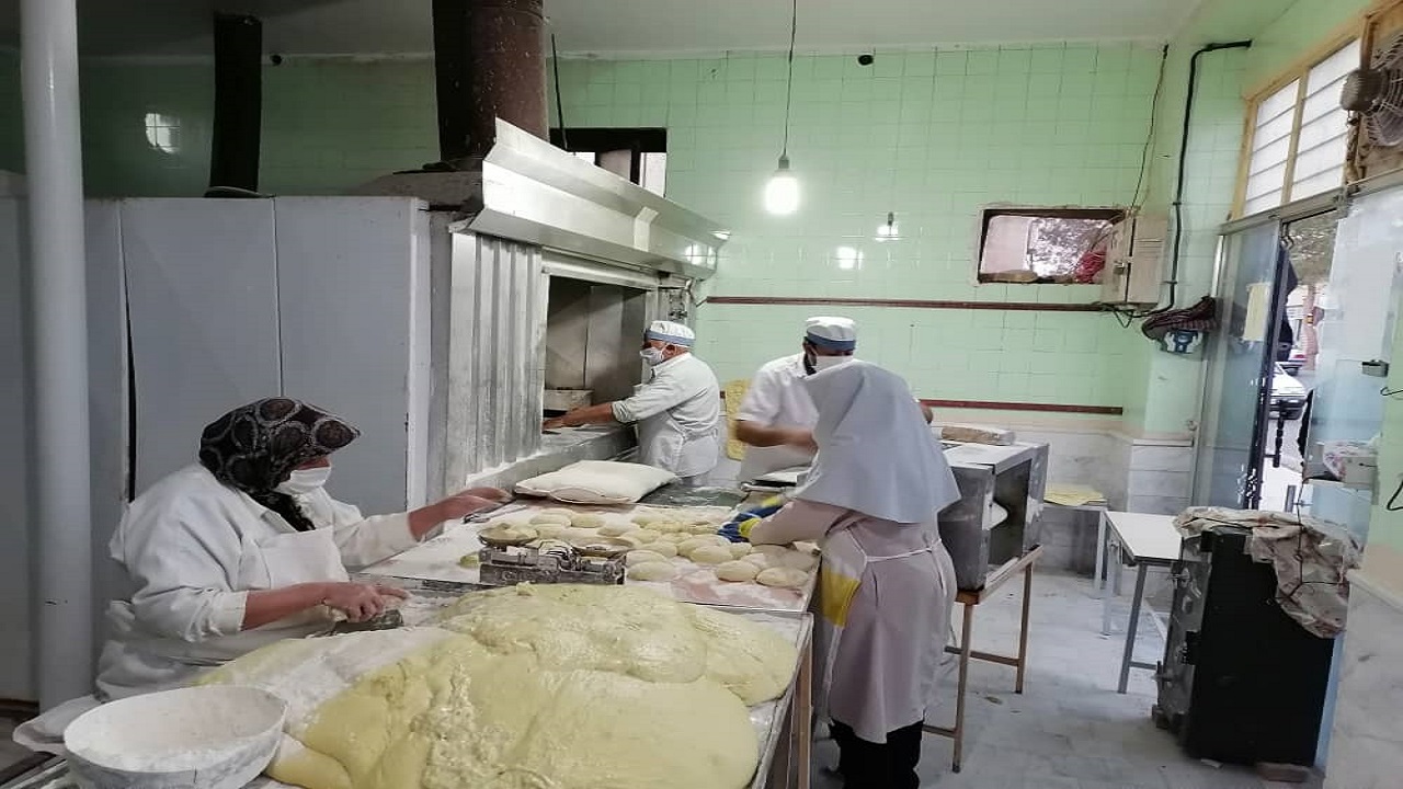 توزیع ۲۵هزار قرص نان با طعم مهربانی در شهرستان خوسف