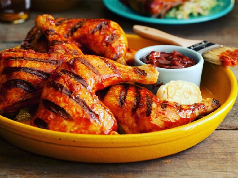 طرز تهیه ۲ غذای نیم ساعته خوشمزه با مرغ مزه&zwnj;دار شده