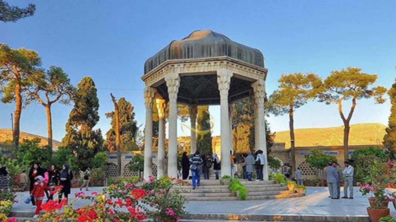 راز ماندگاری اشعار حافظ