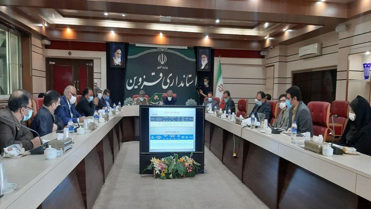 تاکید استاندار قزوین بر راه اندازی واحد‌های تولیدی راکد
