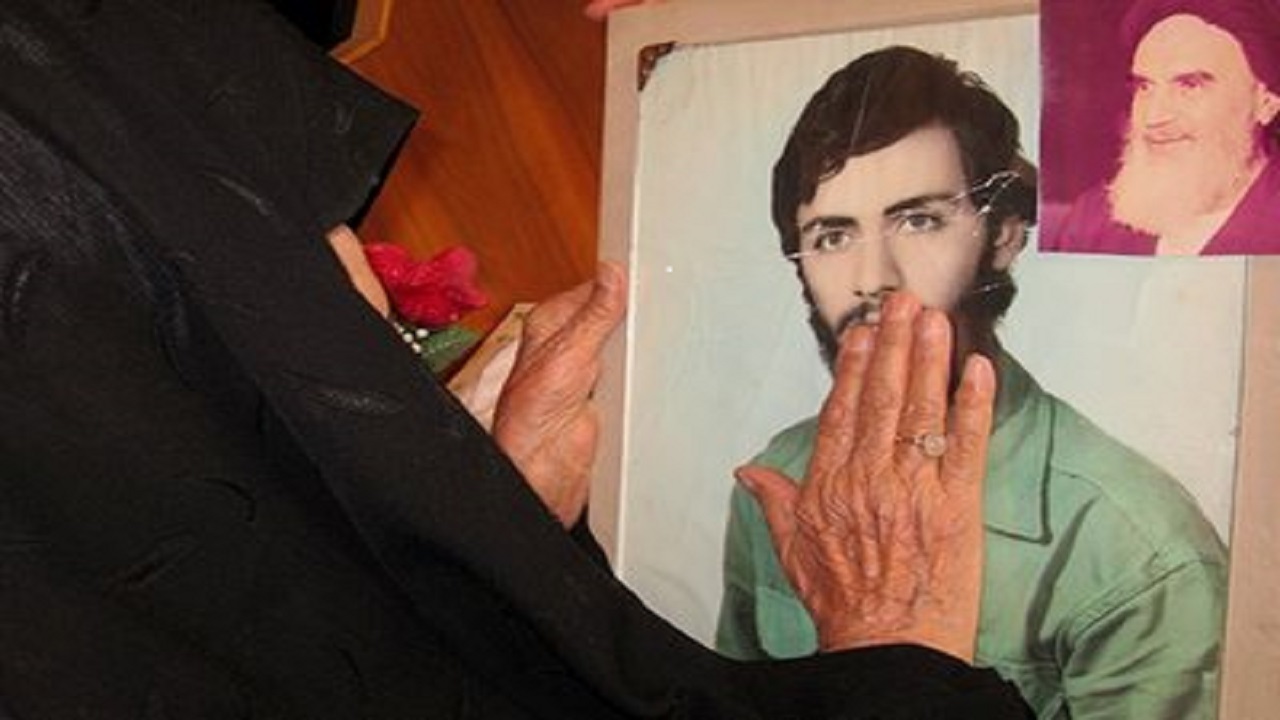 پیام تسلیت دبیر شورای عالی انقلاب فرهنگی در پی درگذشت مادر شهید همت