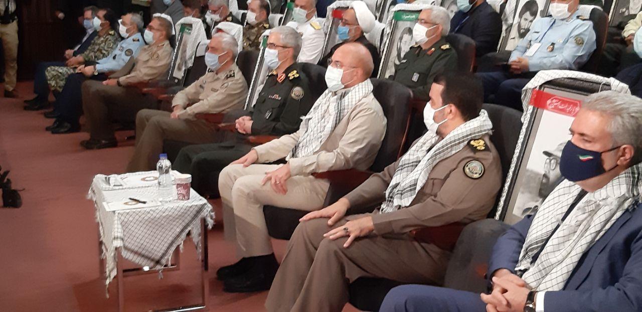 نمایشگاه دستاورد&zwnj;های دفاع مقدس با حضور قالیباف افتتاح شد