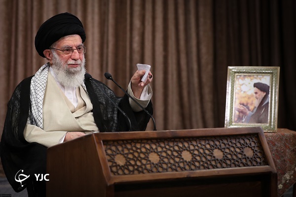 نقش امام خمینی در دفاع مقدس چه بود؟
