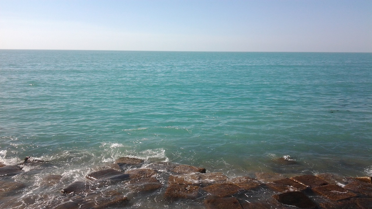 جو و دریا در بوشهر آرام است