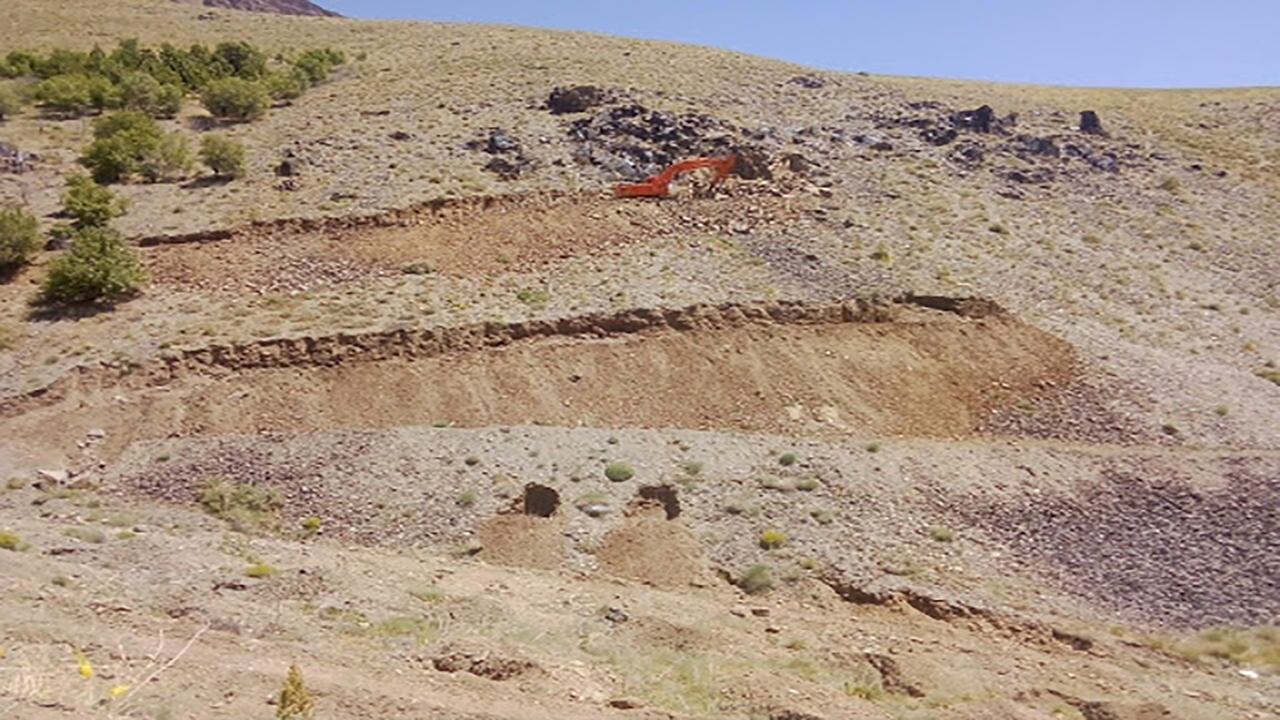 بازپس گیری ۲۵ هزار متر مربع از اراضی ملی در روستای مزرعه